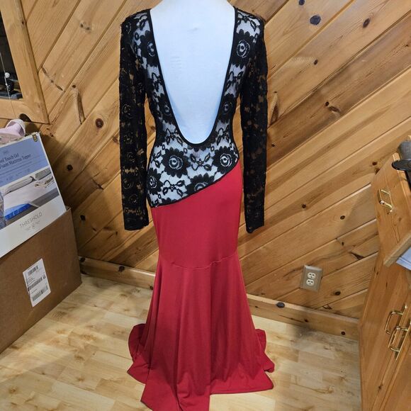 Made in the USA Lace/Rayon Full Length Sexy Dress Open Back Large Stretch - Picture 7 of 15